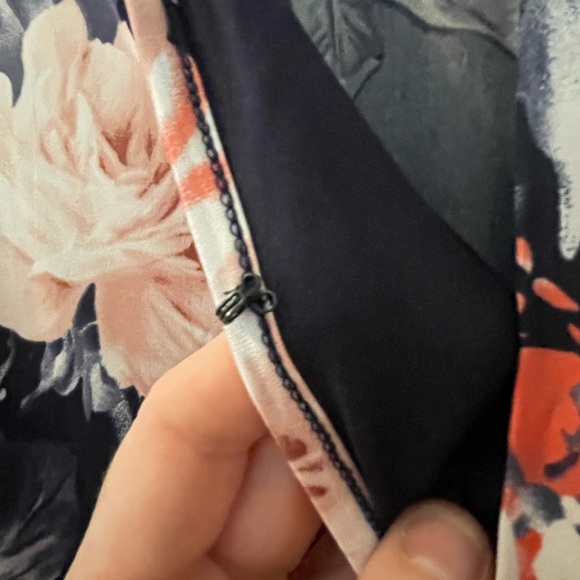 Like New PinkBlush Maternity Dress - Picture 5 of 6